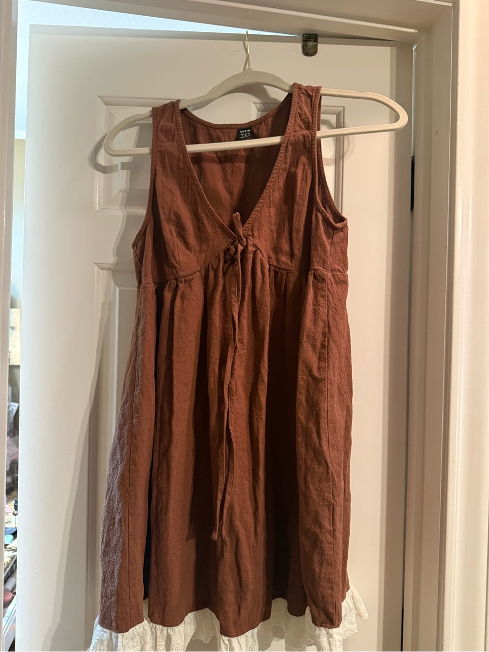 SHEIN Rust Tie-Front Sleeveless Mini Dress with Lace Hem